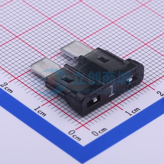 32V刀片式保险丝实物图