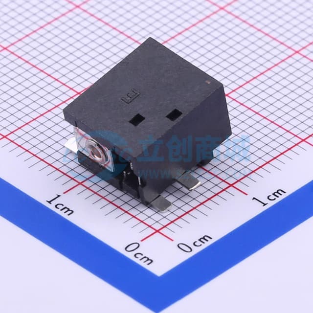 DC电源插座 内径:2.5mm 外径:6mm实物图