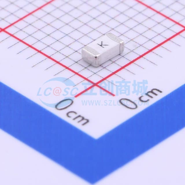 贴片式陶瓷保险丝实物图