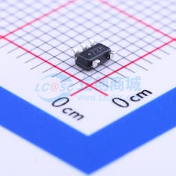 具有低 IQ 和使能功能的汽车类 250mA、低噪声、高 PSRR、超低压降稳压器缩略图