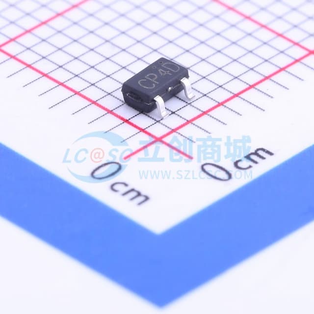 高精度低功耗小封装电压检测芯片实物图