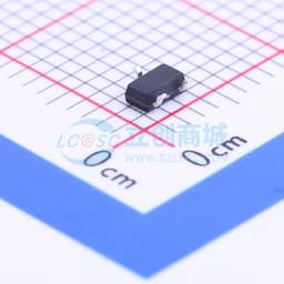 高精度低功耗小封装电压检测芯片缩略图