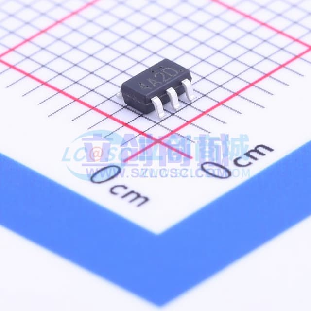 输入7V 输出3.3V 300mA实物图