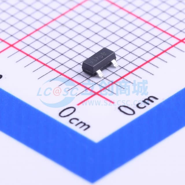 3引脚微处理器复位电路实物图