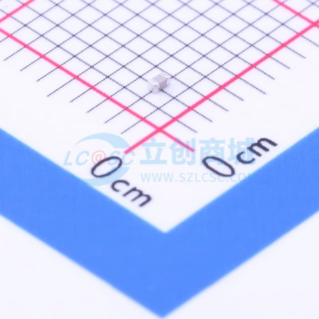 100pF ±5% 25V实物图