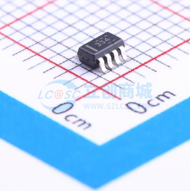 TCAN334 3.3V CAN 收发器实物图
