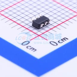 具备可配置电平转换、电压转换和三态输出功能的单比特双电源总线收发器缩略图