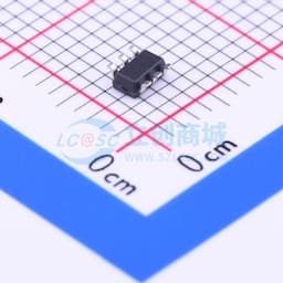 16位模拟到数字转换器 带板载参考源缩略图
