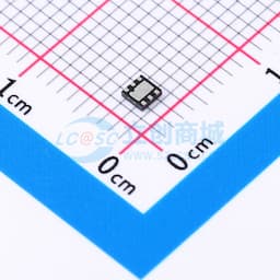 5.5 V 输入，300 mA，低静态电流，CMOS 线性稳压器缩略图