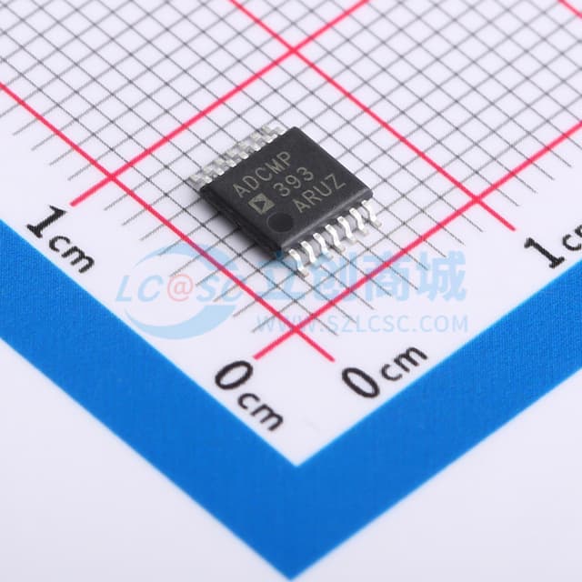 已知上电状态的四通道比较器实物图