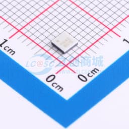 中等功率放大器，采用SMT封装，17.5 - 25.5 GHz缩略图