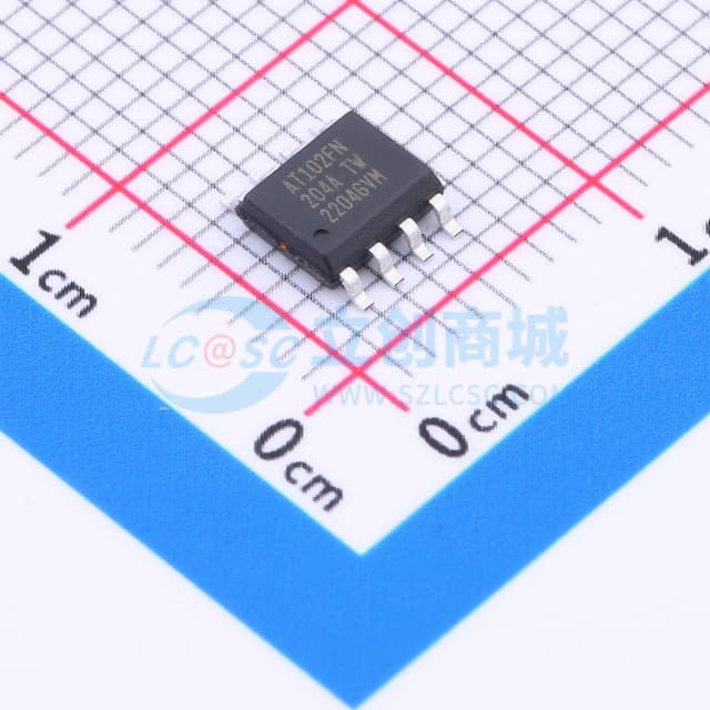 ATTINY102F-SSNR实物图