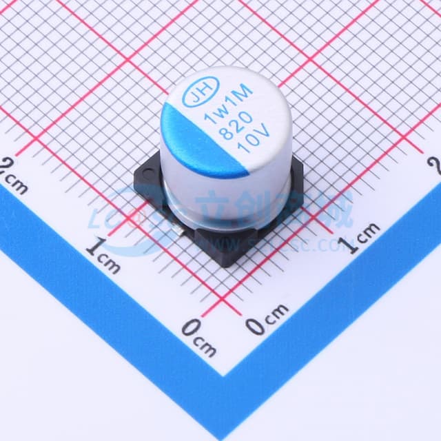 820uF ±20% 10V实物图