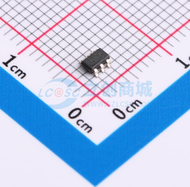 具有关断功能的40V、轨至轨输入、推挽输出、高电压汽车比较器实物图