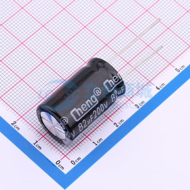 82uF ±20% 200V 【插件】实物图