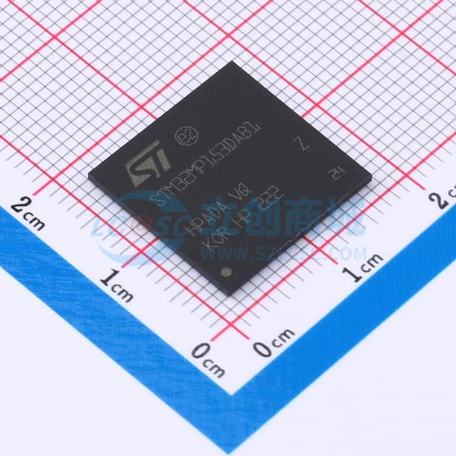 带有 Arm 双核 Cortex-A7 800 MHz、Arm Cortex-M4 实时协处理器、TFT 显示屏、FD-CAN、安全启动的 MPU实物图
