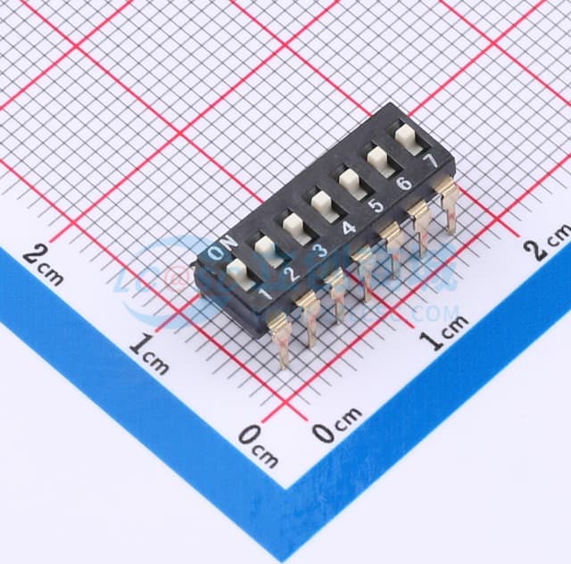 2.54间距 7P 插件拨码开关 轻触开关实物图