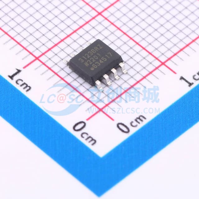隔离式精密栅极驱动器，4 A输出实物图