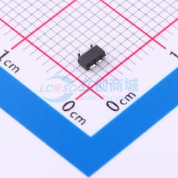 300mA高速低噪声CMOS低压差稳压器缩略图