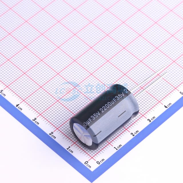 2200uF ±20% 35V实物图