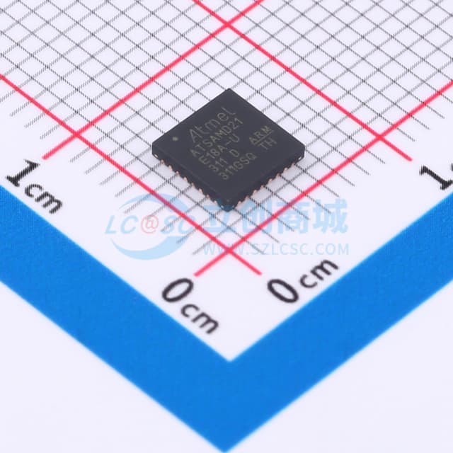 ATSAMD21E18A-MUT实物图