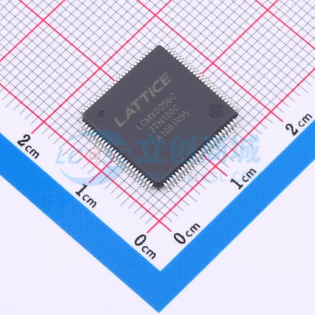 LCMXO256C 3TN100C实物图