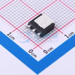 汽车类 750mA、26V、低压降稳压器缩略图