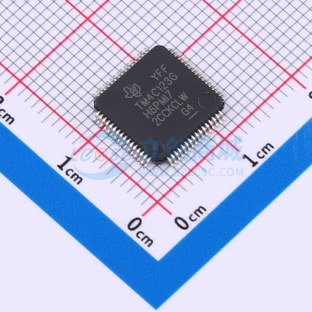 具有 80MHz 频率、256KB 闪存、32KB RAM、2 个 CAN、RTC 和 USB、采用 64 引脚 LQFP 封装、基于 Arm Cortex-M4F 的 32 位 MCU实物图
