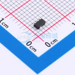 电压调节器，CMOS，低静态电流，低压差，150 mA缩略图