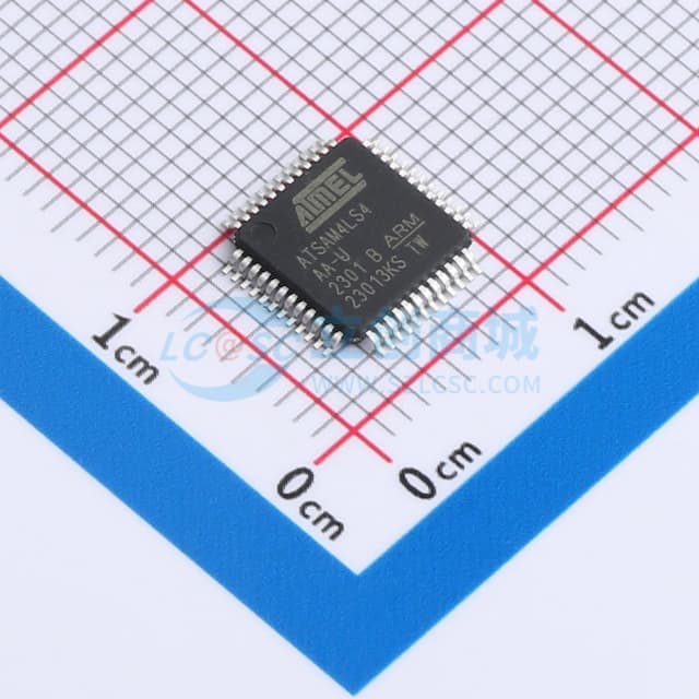 ATSAM4LS4AA-AU实物图