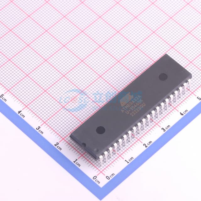 8位微控制器，带有32KB系统内可编程闪存【插件】实物图