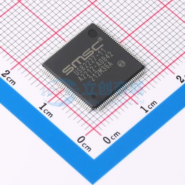 第4代USB 2.0闪存媒体控制器，集成卡电源FET实物图