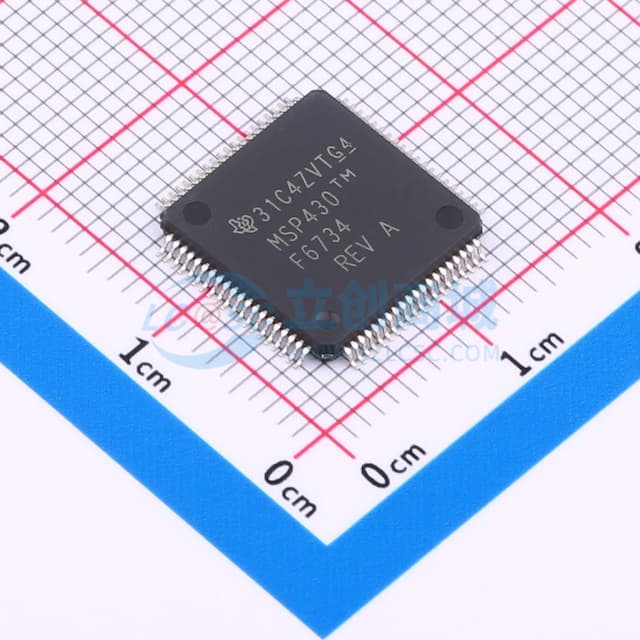 具有 3 个 Σ-Δ ADC、LCD、实时时钟、96KB 闪存和 4KB RAM 的单相位计量 SoC实物图