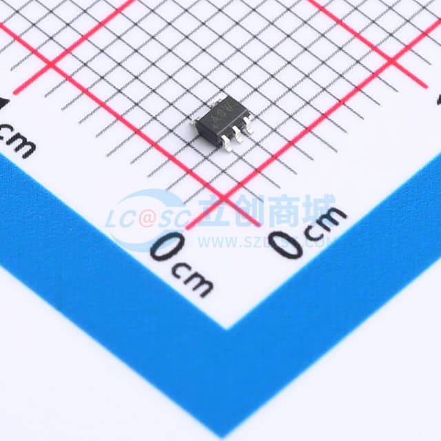 40纳秒，低功耗，3V/5V，轨到轨单电源比较器实物图