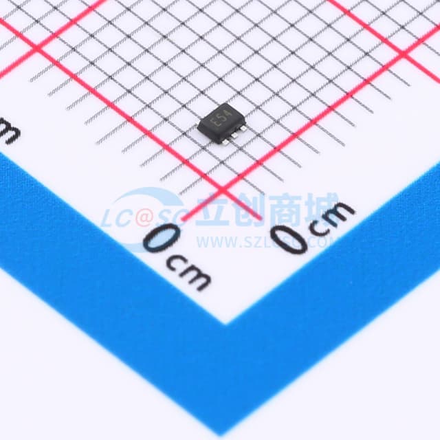 极性：单向 4路保护 反向关断电压（典型值）:5V(Max) 击穿电压（最小值）:6V 钳位电压:12V 峰值脉冲电流:4.5A (8/20us) ，电容Cj：0.9pF实物图