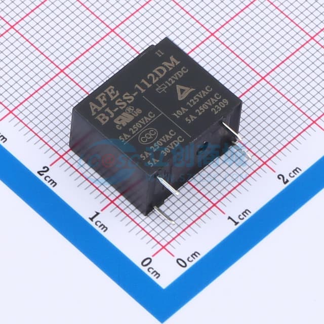 超小型大功率继电器实物图