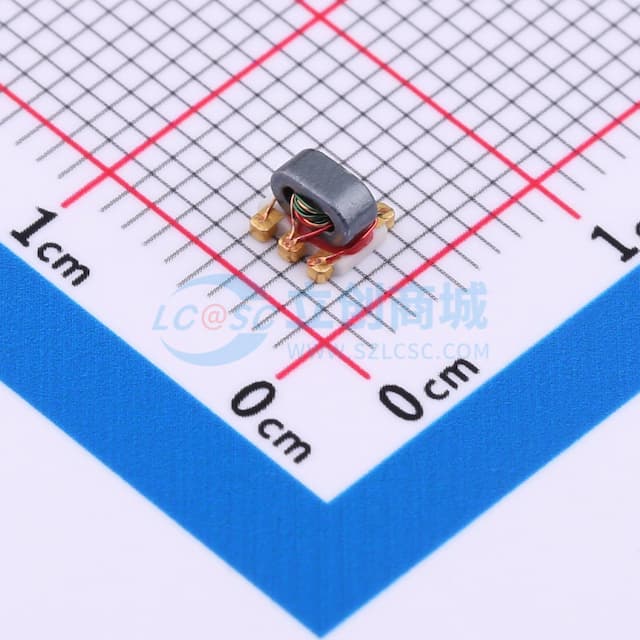 0.3-500MHz,1:2,50Ω巴伦变压器实物图