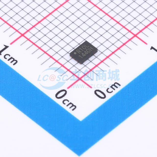 MX25R1035FZUIL0实物图
