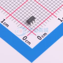300mA高速低噪声CMOS低压差稳压器缩略图