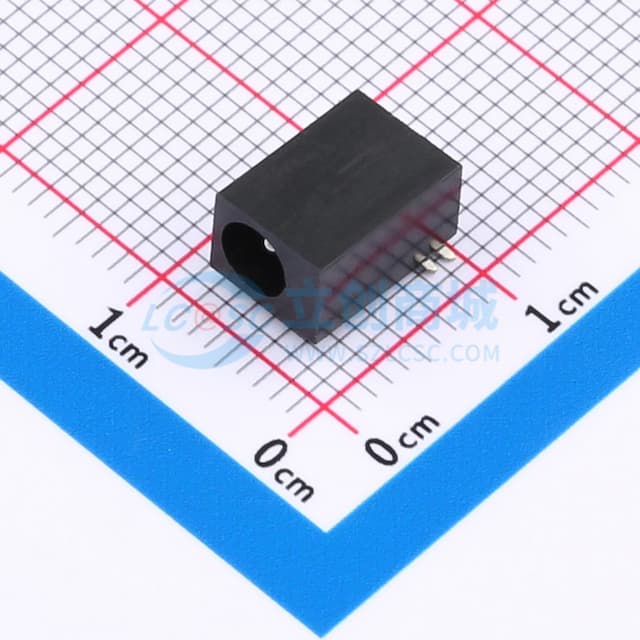 DC电源插座 内径:1.3mm 外径:3.7mm实物图