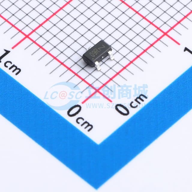 3引脚微处理器复位电路实物图