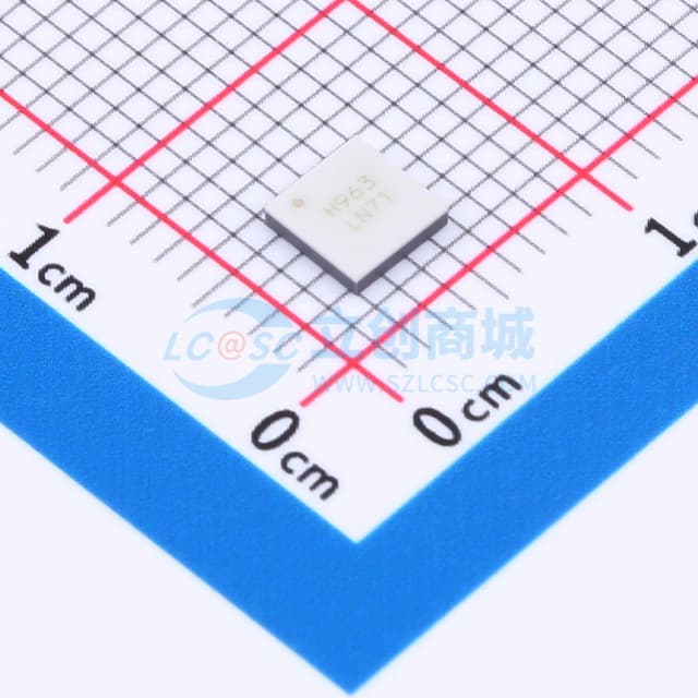 低噪声放大器，采用SMT封装，6 - 26.5 GHz实物图