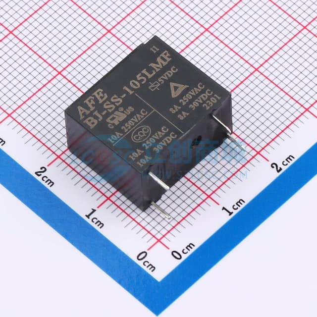 超小型大功率继电器实物图