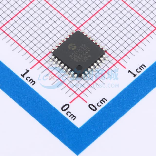 AVR32DA32-I/PT实物图