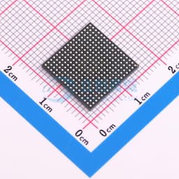 最高1 GHz的Arm Cortex-A7处理器、LCD-TFT显示屏、摄像头接口、2路以太网接口、2路CAN FD接口、2路ADC、24个定时器、音频接口缩略图