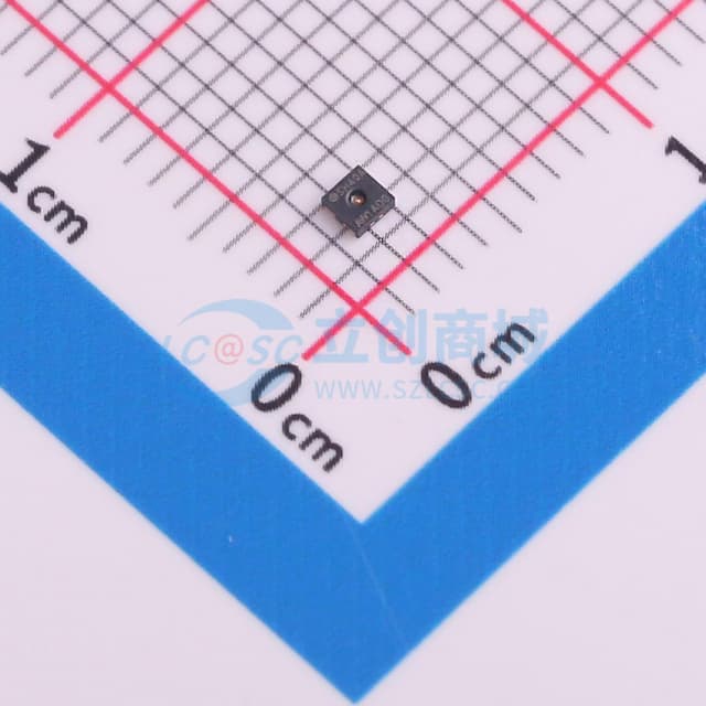 3.000.677 高精度汽车级相对湿度和温度传感器实物图