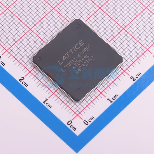 LCMXO2 4000HC 4TG144C实物图
