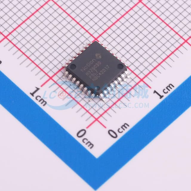 32位ARM Cortex-M0内核MCU，集成Flash、SRAM、ADC等实物图