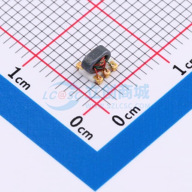1-350MHz,SMT,50Ω,1:4阻抗比,巴伦变压器实物图