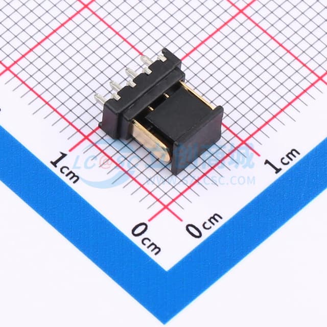 立式Pitch2.0 4P电池公座实物图